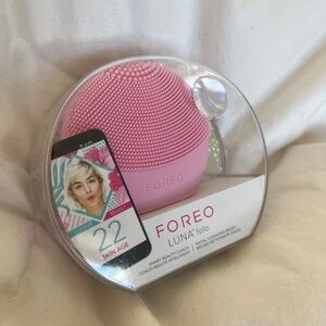 FOREO Luna fofo Facial Cleansing Brush